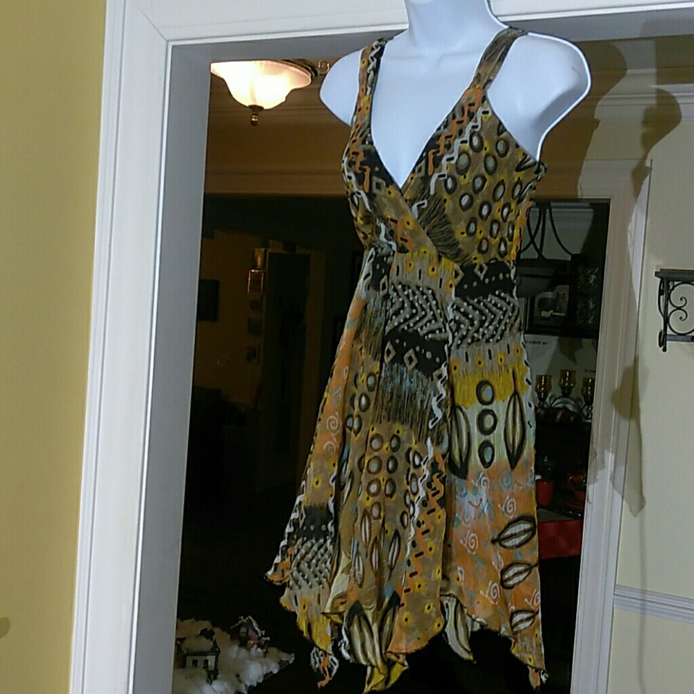 Beautiful Club metro ladies flare top